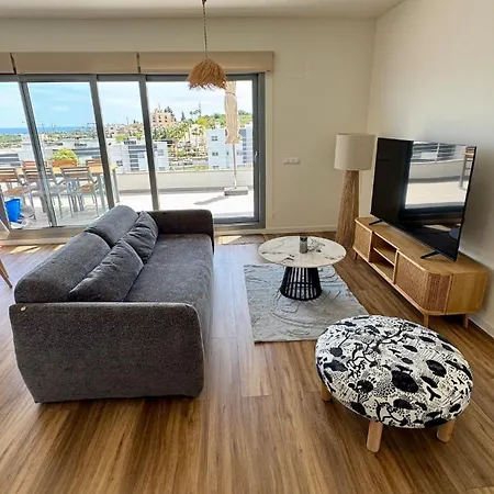 4-bedroom Penthouse With Sea View, Pool, And Fitness Area Estepona
