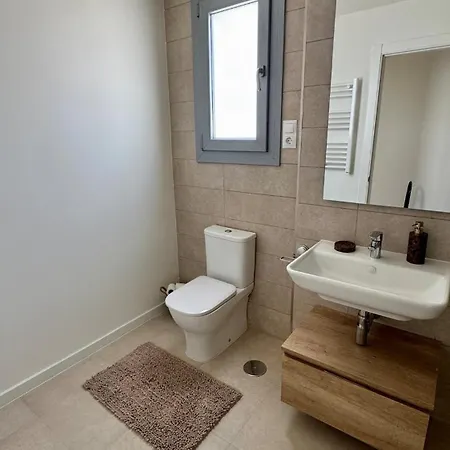 Lejlighed 4-bedroom Penthouse With Sea View, Pool, And Fitness Area Estepona